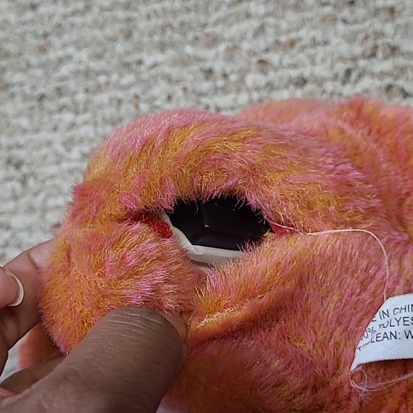 Avon Vintage Musical Bear Stuffed Animal - Picture 4 of 6